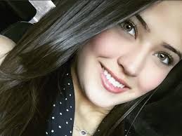 LA FOTO: Mira cómo se ve la hija de Diosdado Cabello con su chaquetica del  4F