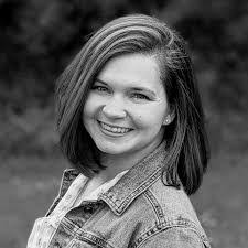 Marlene Mooney's Instagram, Twitter & Facebook