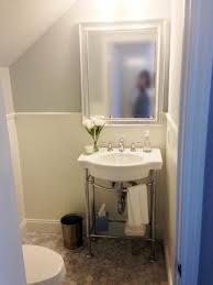 w pedestal sink basin in white
