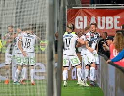 Die „blackys siegten dank eines treffers von stefan hierländer (foto). Sturm Gewinnt Cupfinale Gegen Salzburg In Verlangerung Liveticker Osterreichischer Fussball Der Standard