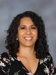 Kari Ingram's Instagram, Twitter & Facebook