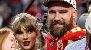 Tyler Cameron, Tate Madden melt hearts with adorable Christmas photos