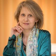 My client was struggling with a lack of self-confidence and felt under high  pressure.