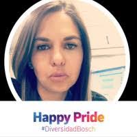 Karen Osegueda's Instagram, Twitter & Facebook