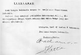 Peristiwa mandor ini sendiri sering dikenal dengan istilah tragedi mandor berdarah yaitu suatu kejadian pembantaian massal tanpa batas etnis dan ras yang dilakukan oleh tentara 海軍 (kaigun) tentara. 5 Peristiwa Bersejarah Menjelang Proklamasi Kemerdekaan Indonesia Indozone Id
