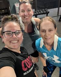 Help us wish Coach Emma a very happy birthday! Emma, we love having you as  part of our coaching team and the brightness you bring to each class ☀️  Have a fabulous