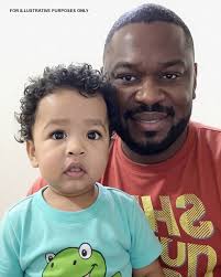 A sailor comes home from the sea and let me tell you who I saw. Just so you  will not be left wondering let me tell you about this picture. I was