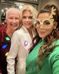 Candid Candace: December 2022