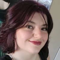 Cassie Sands's Instagram, Twitter & Facebook