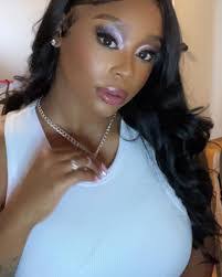 Amber Lanier's Instagram, Twitter & Facebook