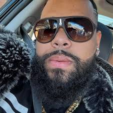 EL JEFFREY demostrando porque le llaman el canta lindo