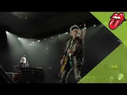 Formed in london in 1962, the rolling stones led the british invasion along with the beatles and were so successful their influence can be seen in arguably every rock 'n' roll. Rolling Stones Alles Uber Die Kult Band Gitarre Bass