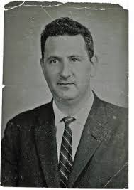 Eli Josephson's Instagram, Twitter & Facebook