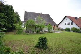 Indem sie fortfahren, stimmen sie unseren datenschutz und cookie richtlinien. Zweifamilienhaus In Gross Umstadt 172 M Bettina Dietz Immobilien Gbr