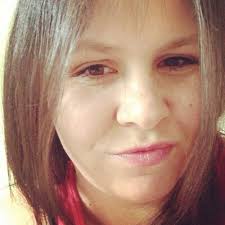 Amie Claire Rees (@AmieRees)