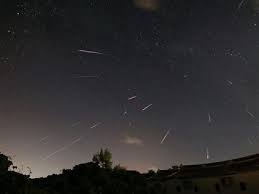 不管你是和家人情人友人還是一個人 ，都可以來一起來追流星 英仙座流星雨 8/12當日限定 晚間6點半開始，#流星雨講座 #望遠鏡觀測 #星空導覽. Lkk5xggmtqlq6m