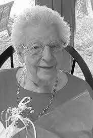 Angela Dellinger's Instagram, Twitter & Facebook