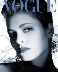 Throwback; Vogue cover, Mexico. Photo: Robert Lynden, Hair: Ginger Boyle,  Makeup: Sasha, Wardrobe: Milena Solano. #magazinecover #voguemexico