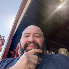 🇸🇪🧔‍♀️♥️☝️🤝👌👍🤠( 🏈 Foitball( But as a Swede with half he's extended  family in Minnesota:It's the Gold & The Blue 4 me( it I'm cut out of wills  or written into wills,Incase al