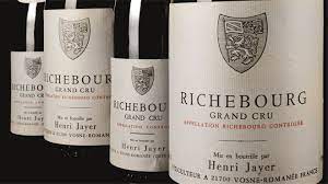 Lentement, les raisins mûrissent pour donner bientôt naissance aux meilleurs vins de bourgogne, voire du monde. Vin Le Plus Cher Au Monde Quand Richebourg Grand Cru D Henri Jayer Detrone Romanee Conti A Raison De 15 195 Dollars La Bouteille Cote Chateaux France 3