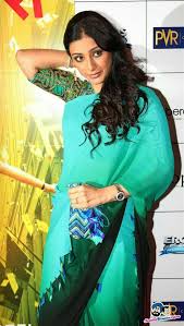 I have taken care of adding the actress of bollywood's golden era classics. Pin By Venkitapathy Venkitapathy3132 On Indian Actress Celebrity S Beautiful Indian Actress Desi Beauty Indian Actresses