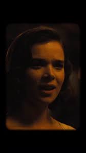 Michael B. Jordan was not missing his chance to listen to Hailee Steinfeld  gush about him at the 'Sinners' premiere. 👀🤣