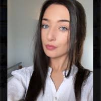 Erica Whiting's Instagram, Twitter & Facebook