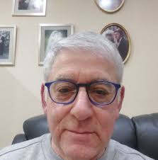 Hey, everyone! How are you? I just wanted to ask if someone know where is  the front side markers' fuse located