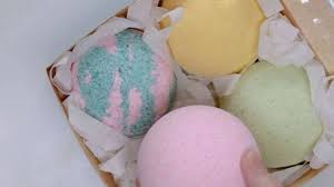 The la bomb colors from bramble berry are specifically made for making bath bombs, so i would stick to using those. Diy Bath Bombs For A More Bubbly And Lively Bath Experience