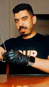 The future belongs to those who believe in the beauty of their dreams. .. .  .. #throwback #outdoors #smile #happy #enjoylife #outfit #model #blogger  #fashion #photooftheday #fashionista #goodvibes #menswear #mensfashion  #picoftheday #photography #