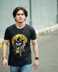 See full list on tentangsinopsis.com Biodata Lengkap Rangga Azof Dari Umur Agama Hingga Fakta Uniknya Gaes