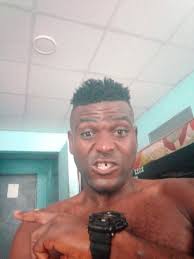 VeryDarkMan, meet me for boxing ring. Make we settle this like real men. I  no be just artiste o, I be boxer wey never lose match before I nack Charles  Okocha, Kizz