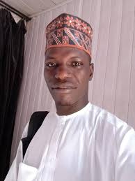 The Provost of the College Dr. Sadi Mohammed Sirajo, during homage giving  to the Emir of Kano Dr. Aminu Ado Bayero, while passing by FCE Kano during  sallah celebrations