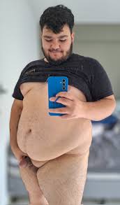 100 Fotos de gordinhos e ursos pelados exibindo as rolas | Todos Famosos Nus