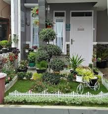Berikut ini adalah beberapa desain lansekap taman depan rumah tanpa pagar terbaik dan terjangkau. 15 Model Dan Desain Taman Depan Rumah Minimalis Yang Mewah