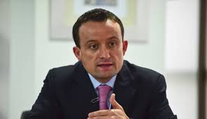 Mikel arriola peñalosa, quien renunció a la titularidad del instituto mexicano del seguro social (imss), anunció que este jueves se registrará como precandidato a la jefatura de gobierno de la ciudad de. Quien Es Mikel Arriola El Posible Nuevo Presidente De La Liga Mx Deportes W Radio Mexico