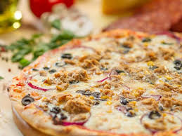 tunfisch pizza leckere pizza auf quark ol teig die vielleicht schnellste pizza der welt http einfach schn thunfisch pizza lecker pizza gesund kochen