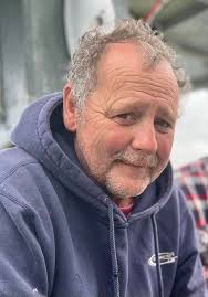 Hi just want to let those of you who new Brad Whiteway that he died  yesterday. I worked with Brad since I was a young boy