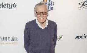 Stan lee vient de mourir à l'âge de 95 ans. Mort De Stan Lee Pourquoi Les Fans Signent Ils Excelsior Dans Leurs Hommages
