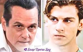 Thomas Rhett Jumps Off Stage To Help Collapsed Fan