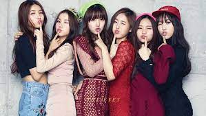 Photocards red velvet, loona, day6, gfriend, cherry bullet. Exo Gfriend Twice Snsd Got7 Seventeen Red Velvet Kpop Fanfiction Home Facebook