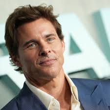 Baby Reindeer': Meet the Scottish Comedian Who Turned His Stalker  Experience Into a Netflix Show