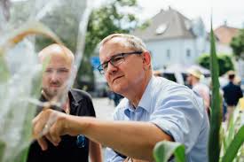 Um sie vor gericht zu vertreten, schließen sie mit einem anwalt einen mandantenvertrag. Wirtschafts Und Technologiestandort Htai