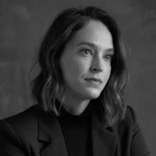 Lizzie Zerebko (@LizzieZerebko)