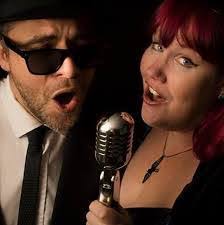 Joanie Crump's Instagram, Twitter & Facebook