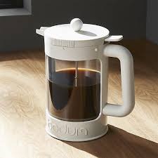 Cold Brewing Coffee Makes The Best Tasting Iced Coffee And Bodum Makes It Easy With This 12 Cup Coffeemaker Created Espec Iced Coffee Maker Coffee Maker Coffee