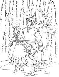 Nie zapomnijmy o pochwałach starania dziecka, aby nie traciło zapału oraz wytrwałości i tworzyło kolejne piękne obrazki. Frozen Kolorowanki 16 Frozen Coloring Pages Frozen Coloring Elsa Coloring Pages