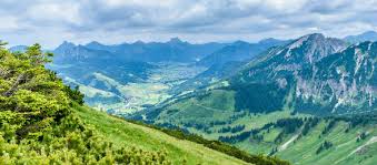 Oberstdorf ski resort lies on the border of germany and austria. Hotel Oberstdorf Trotz Corona Rewe Reisen