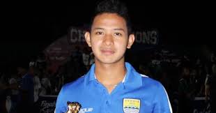 (instagram/gheayoubi) meneruskan unggahannya itu, ghea youbi juga memberikan kondisi terkini jempol kaki pacarnya. Berita Terbaru Dan Profil Artis Terkini Profil Biodata Lengkap Dan Foto Terbaru Gian Zola Nasrulloh Pemain Sepakbola Tampan Dari Persib Bandung