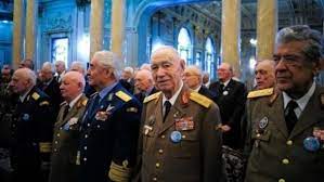 Ei nu au nevoie de hrana,medicamente,bani pentru facturi? Pensiile Militare Sanse De Revenire La 80 In Loc De 65